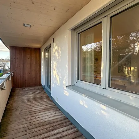 Three - Premium Seekirchen, Modern, Zentral Gelegen Apartment