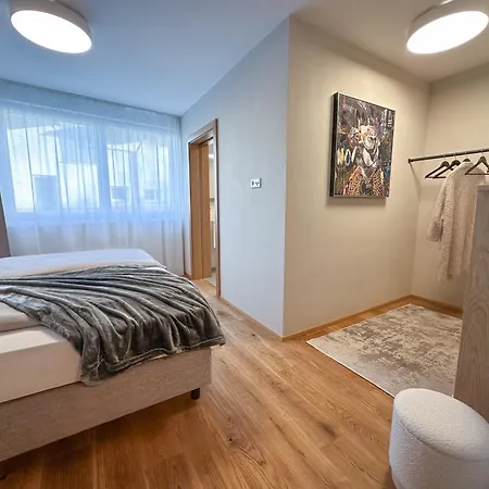 Apartment Three - Premium Seekirchen, Modern, Zentral Gelegen *