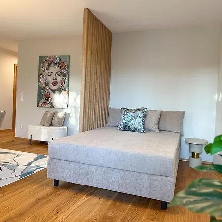 Apartment Three - Premium Seekirchen, Modern, Zentral Gelegen *