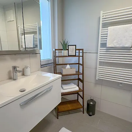 Three - Premium Seekirchen, Modern, Zentral Gelegen Seekirchen am Wallersee